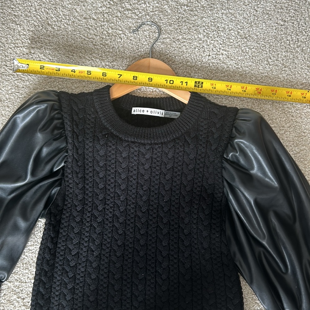 Alice and Olivia sweater - Picture 12 of 12
